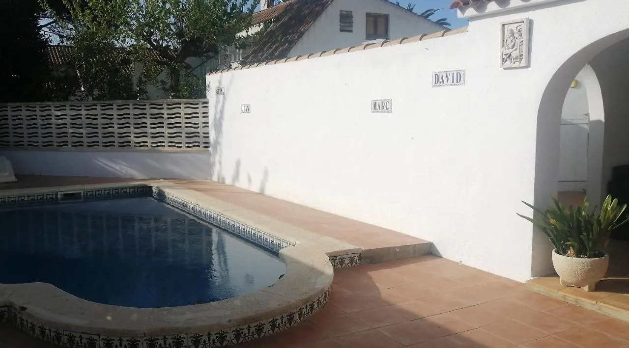 Casa Laguna 1 Villa Riumar Spain